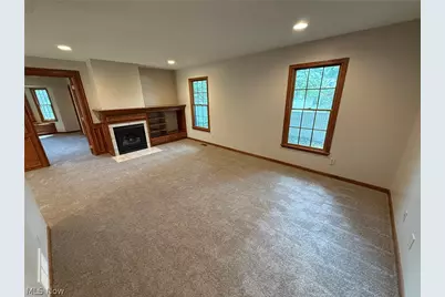 530 Oakdale Drive, Dover, OH 44622 - Photo 4
