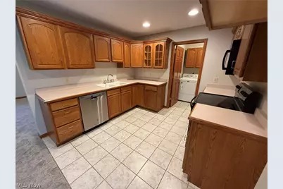 530 Oakdale Drive, Dover, OH 44622 - Photo 10