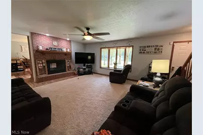 2967 Mineral City Zoar Road NE, Bolivar, OH 44612 - Photo 2
