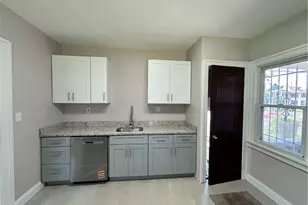 3052 Martin Luther King Jr Dr, Loveland, OH 44104 - Photo 16