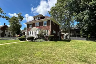 3052 Martin Luther King Jr Dr, Loveland, OH 44104 - Photo 2