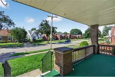 14512 Orchard Park Avenue, Loveland, OH 44111 - Photo 2