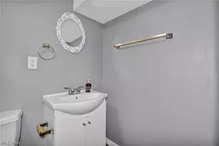 1382 Honodle Ave, Akron, OH 44305 - Photo 34