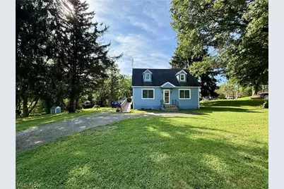 13280 Easton Street NE, Alliance, OH 44601 - Photo 1