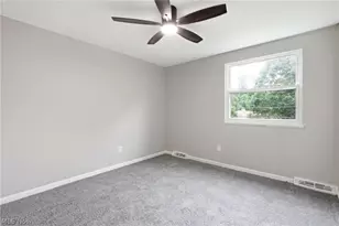7012 Roe Blvd, Madison, OH 44057 - Photo 10