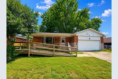 1809 Rockland Avenue, Belpre, OH 45714 - Photo 1