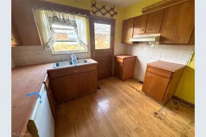 1809 Rockland Avenue, Belpre, OH 45714 - Photo 4