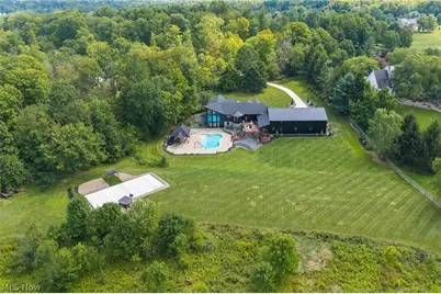 2245 Thoroughbred Drive, Wadsworth, OH 44281 - Photo 4