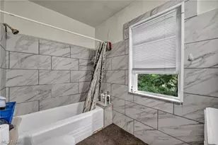 9822 Raymond Ave, Loveland, OH 44104 - Photo 12