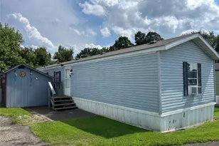 200 S Blackwood Dr, Zanesville, OH 43701 - Photo 1