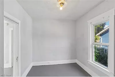 942 E 79th Street, Loveland, OH 44103 - Photo 30