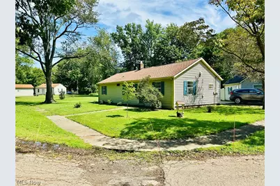 4940 Valleyview Boulevard, Ashtabula, OH 44004 - Photo 2