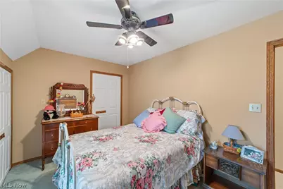 42479 Adelbert Street, Elyria, OH 44035 - Photo 32