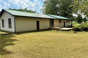 950 Federal Rd, Little Hocking, OH 45742 - Photo 6