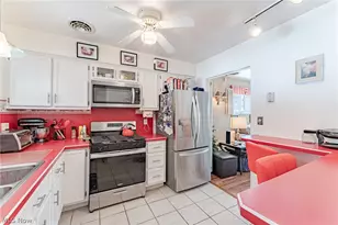 16225 Clearview Ave, Loveland, OH 44128 - Photo 8
