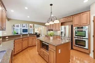8247 Hemingway Ln, Concord Twp, OH 44060 - Photo 14