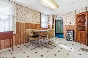 2211 17th St NE, Canton, OH 44705 - Photo 8