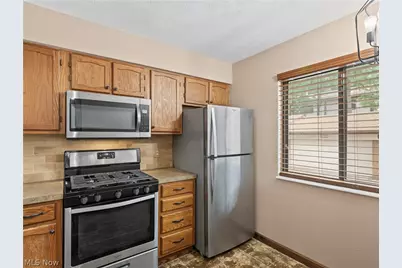 2254 Pine Top Court, Coventry, OH 44319 - Photo 12