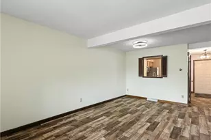2254 Pine Top Ct, Coventry, OH 44319 - Photo 10