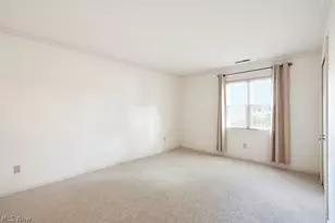 938 Sturbridge Dr, Akron, OH 44313 - Photo 16