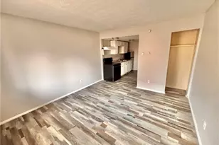 519 Crosby St, Akron, OH 44302 - Photo 6