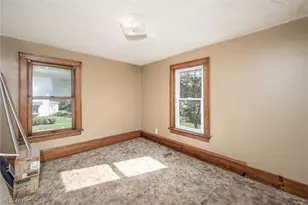2261 8th St SW, Akron, OH 44314 - Photo 16