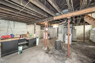 2261 8th St SW, Akron, OH 44314 - Photo 22