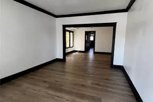 616 Seiberling St, Akron, OH 44306 - Photo 2