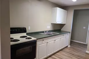 628 Sumner St, Akron, OH 44311 - Photo 2