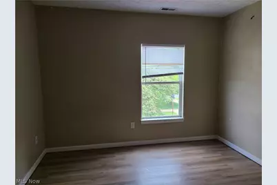 628 Sumner Street #DOWN, Akron, OH 44311 - Photo 16