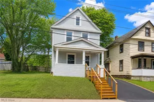 258 Oberlin Ct, Akron, OH 44311 - Photo 1