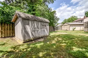 1256 E 331st St, Eastlake, OH 44095 - Photo 4