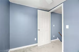 918 Raymond Ave, Barberton, OH 44203 - Photo 14
