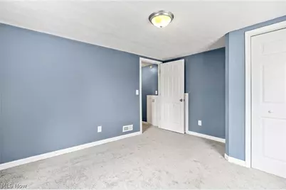 918 Raymond Avenue, Barberton, OH 44203 - Photo 12