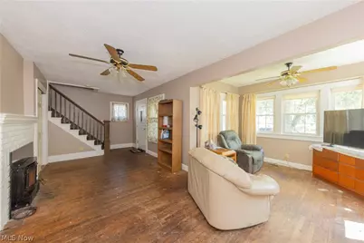 324 Montrose Avenue, Akron, OH 44310 - Photo 6