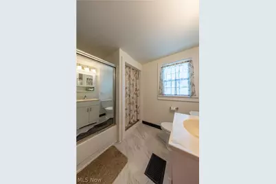 324 Montrose Avenue, Akron, OH 44310 - Photo 16