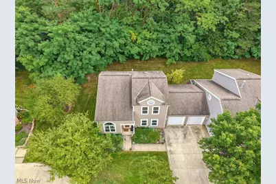 8569 Ravenswood Lane, Macedonia, OH 44056 - Photo 2