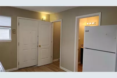 634 Sumner Street #UP, Akron, OH 44311 - Photo 12