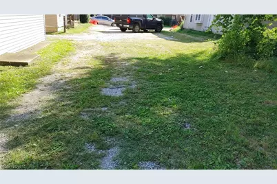 634 Sumner Street #UP, Akron, OH 44311 - Photo 6