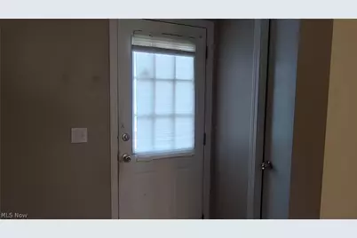 634 Sumner Street #UP, Akron, OH 44311 - Photo 20
