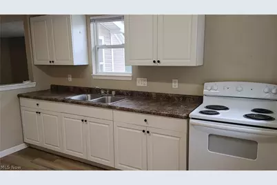 634 Sumner Street #UP, Akron, OH 44311 - Photo 14