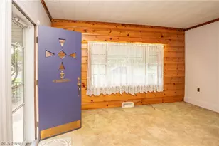226 9th St NE, Massillon, OH 44646 - Photo 6