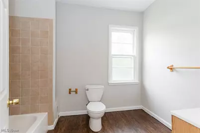 6716 Fullerton Avenue, Loveland, OH 44105 - Photo 10
