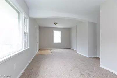 6716 Fullerton Avenue, Loveland, OH 44105 - Photo 4