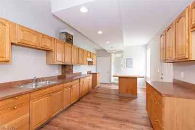 6716 Fullerton Avenue, Loveland, OH 44105 - Photo 8