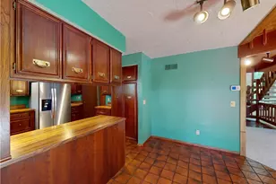 8495 Painesville Warren Rd, Concord Twp, OH 44077 - Photo 12
