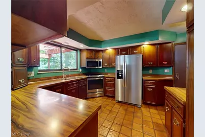 8495 Painesville Warren Road, Concord Twp, OH 44077 - Photo 8