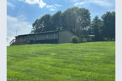1285 N Dietz Road, Zanesville, OH 43701 - Photo 2