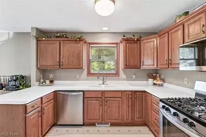 1820 Hampton Run #3, Grandview Heights, OH 44147 - Photo 14