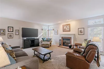 9185 Stonebriar Lane, North Ridgeville, OH 44039 - Photo 16